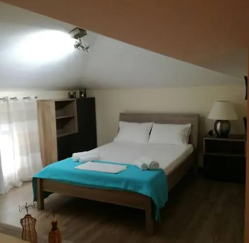 On The Rocks Myrto Vakantiehuis