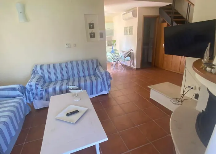 On The Rocks Myrto Áfissos