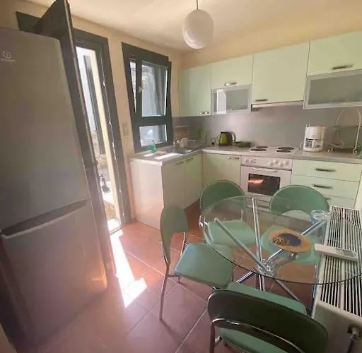 On The Rocks Myrto Áfissos